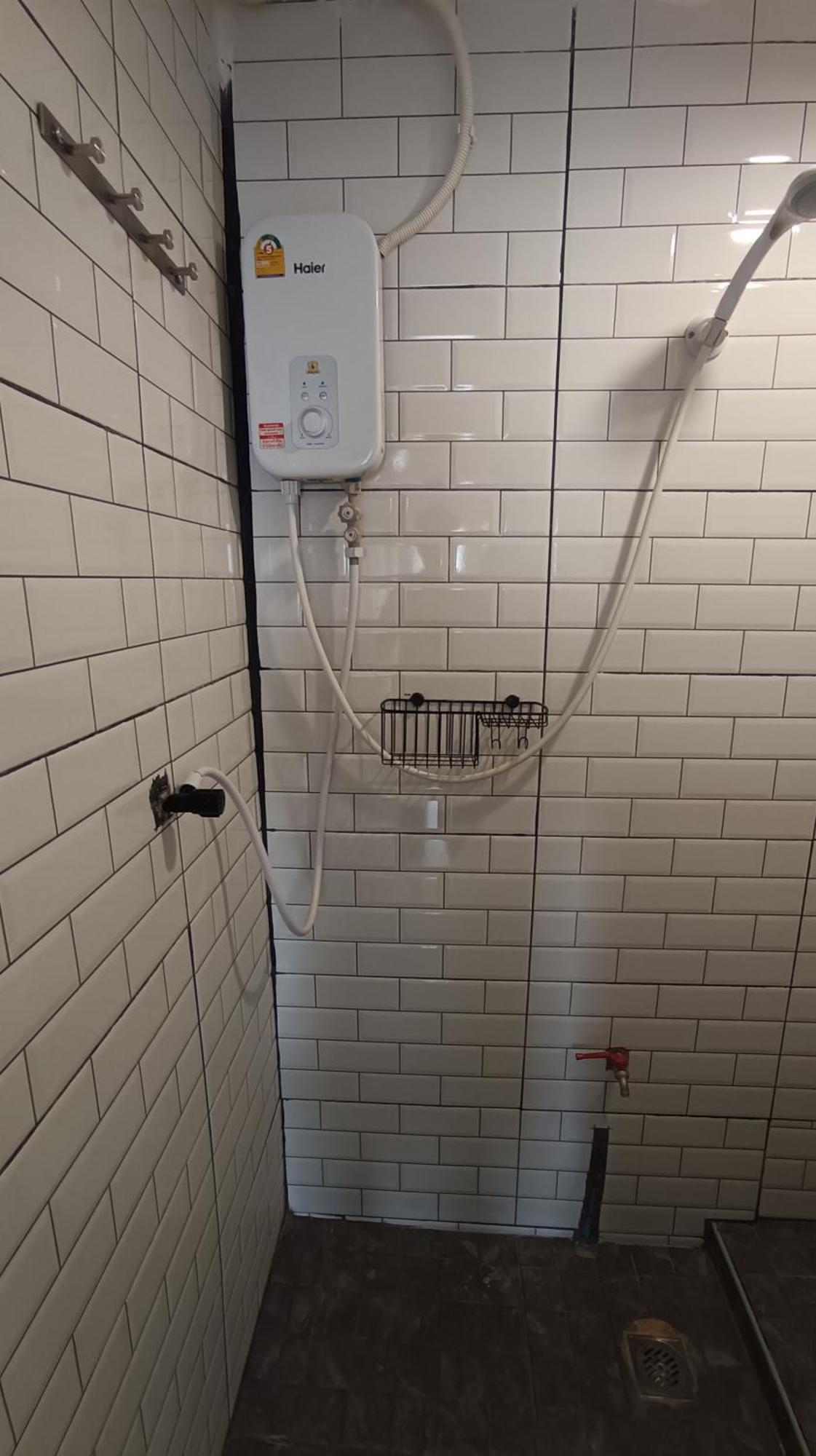 Chubby 9 Single Room Bangkok Dış mekan fotoğraf